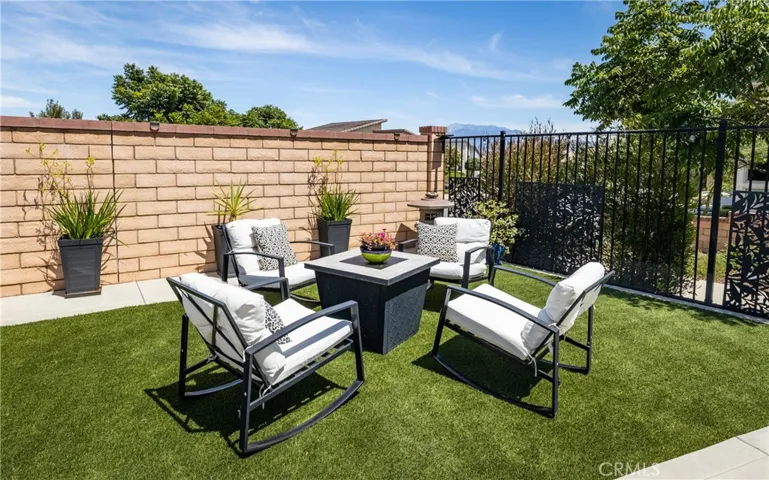 1525 Summerfield Way, Beaumont, California 92223