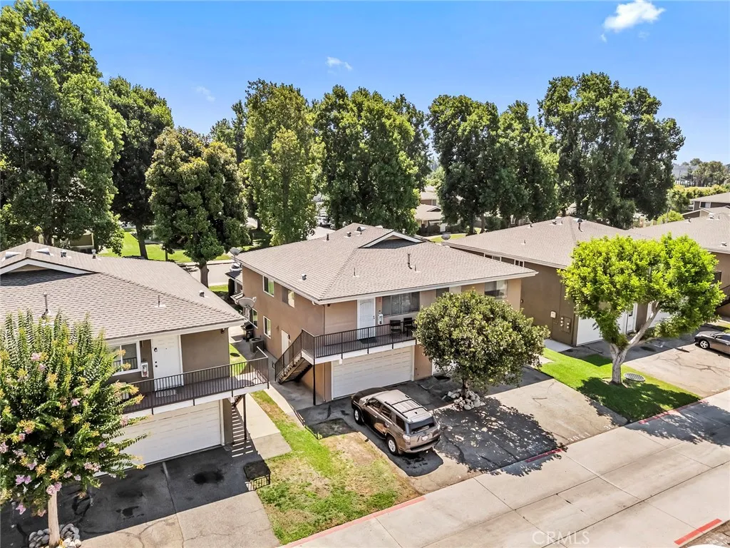 3015 Knollwood Avenue, La Verne, California 91750 home-pic-1
