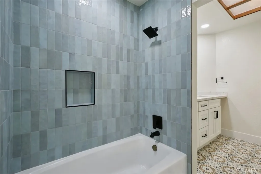 5754 Kellogg Drive, Yorba Linda, California 92886 home-pic-39