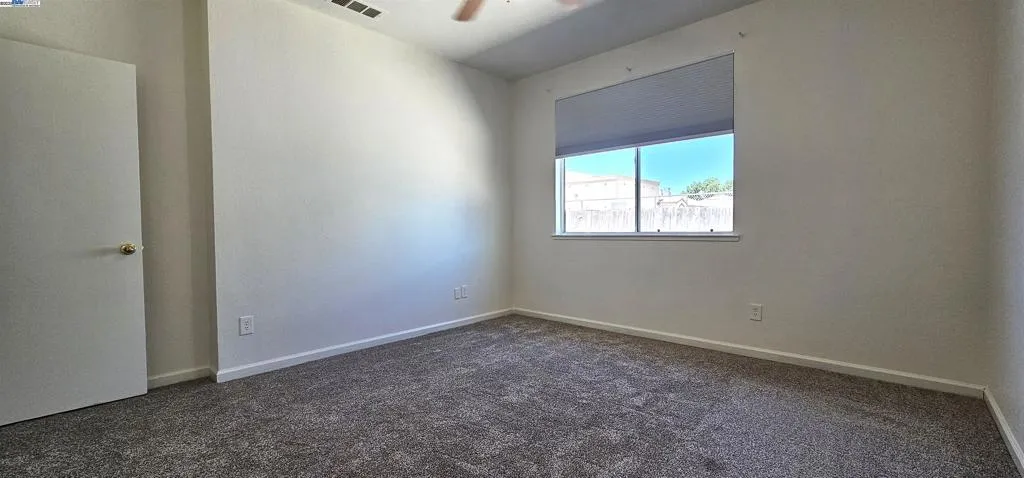 16712 Sheffield St, Delhi, California 95315
