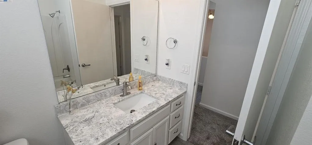 16712 Sheffield St, Delhi, California 95315