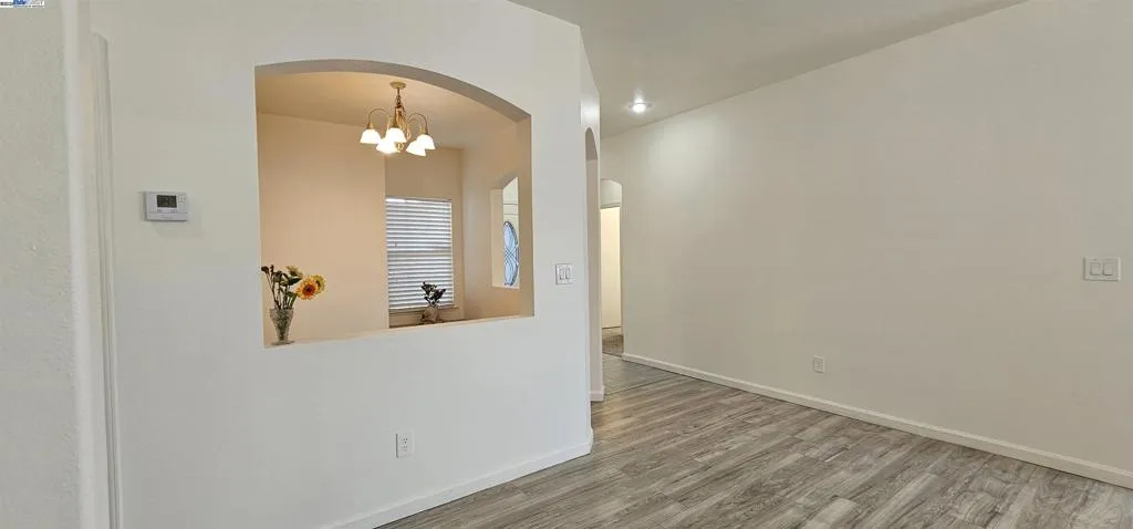 16712 Sheffield St, Delhi, California 95315