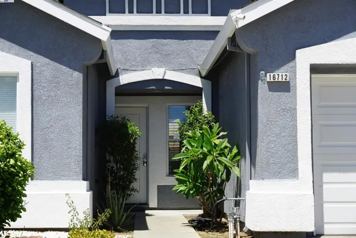 16712 Sheffield St, Delhi, California 95315