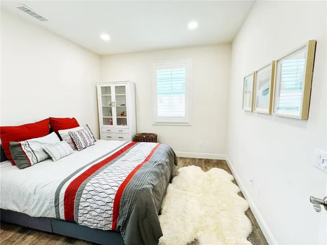 fifth bedroom