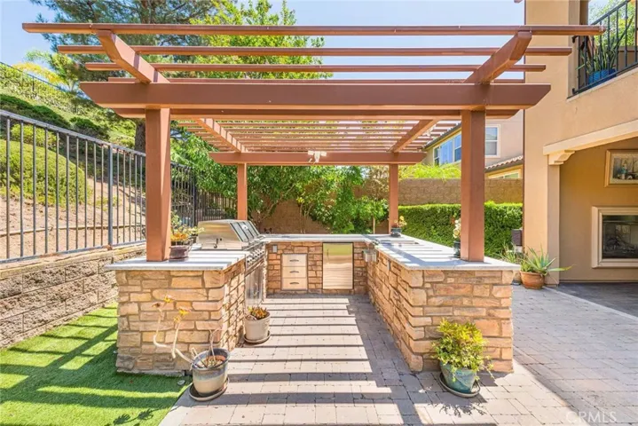 another view of custom built-in BBQ area