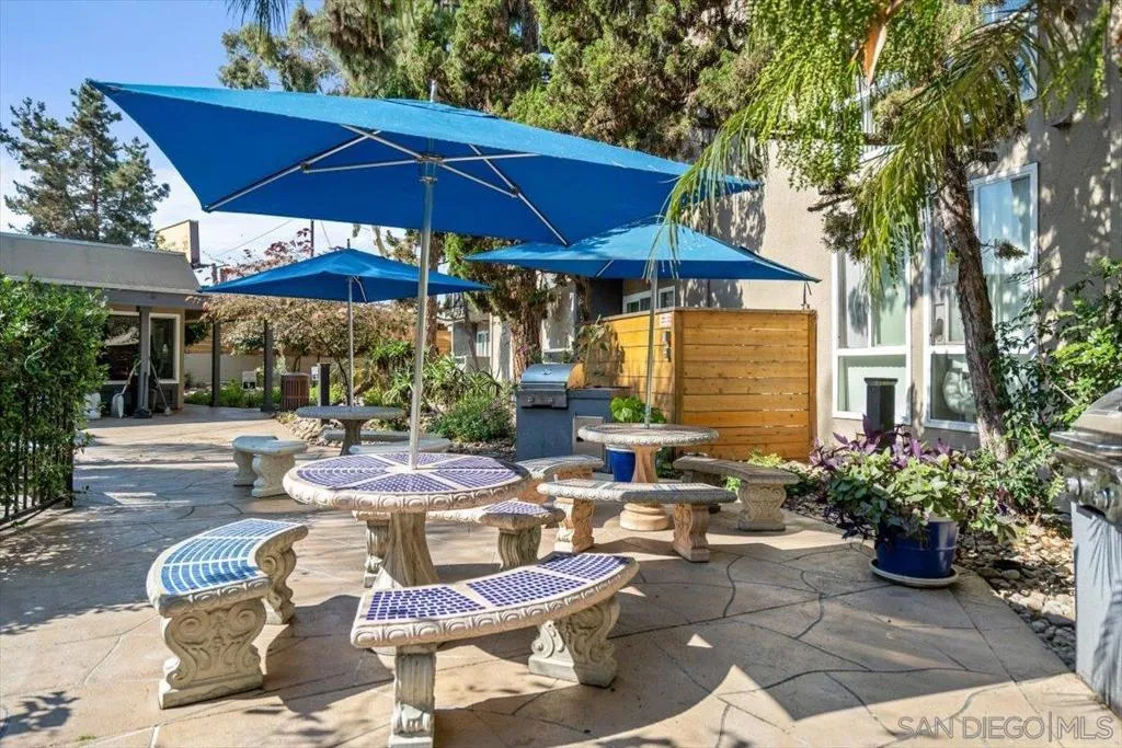 4860 Rolando Ct 29, San Diego, California 92115 home-pic-24