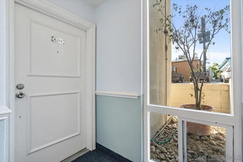 4860 Rolando Ct 29, San Diego, California 92115 home-pic-6