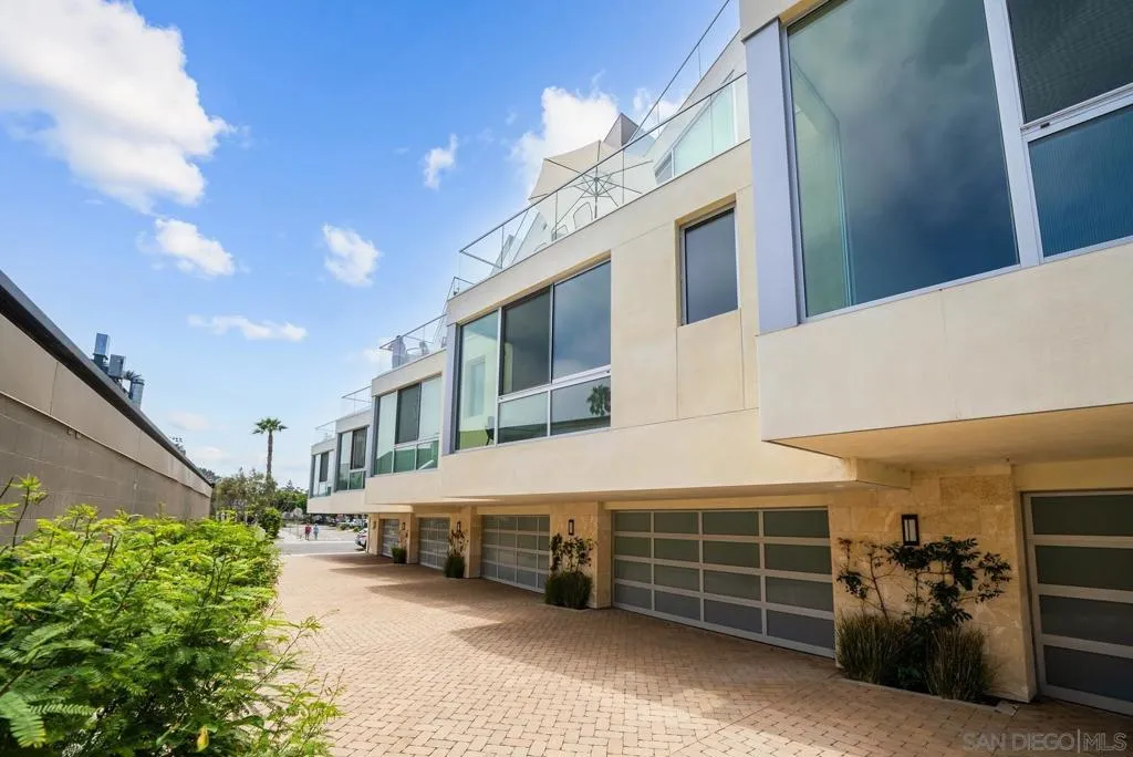 2646 State Street, Carlsbad, California 92008 home-pic-28