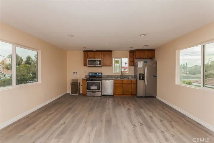 813 1/2 N Figueroa Street, Santa Ana, California 92703