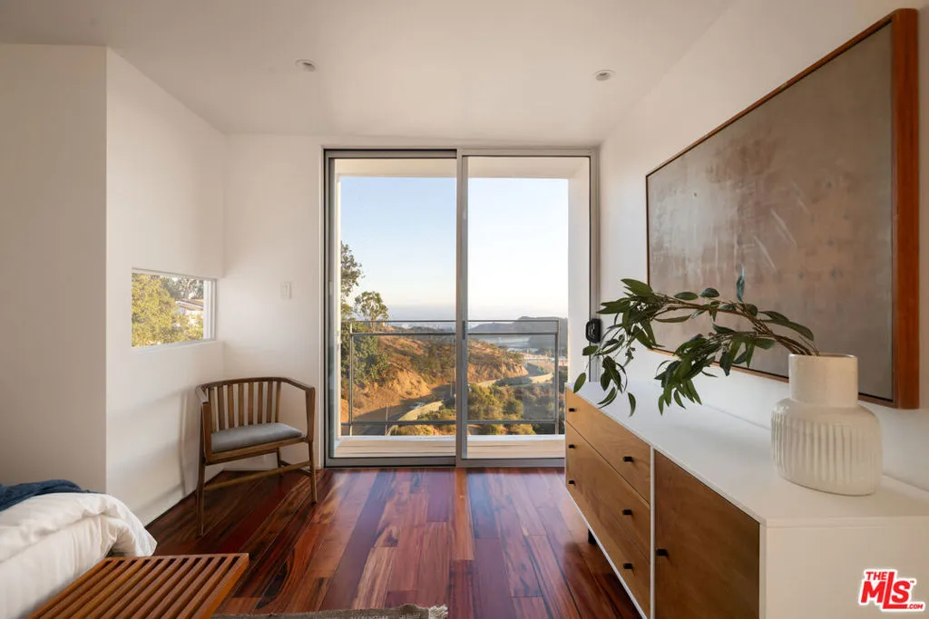6300 Mulholland Highway, Los Angeles, California 90068 home-pic-29