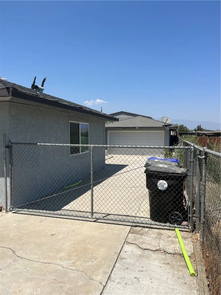 10457 50th Street, Jurupa Valley, California 91752 home-pic-6