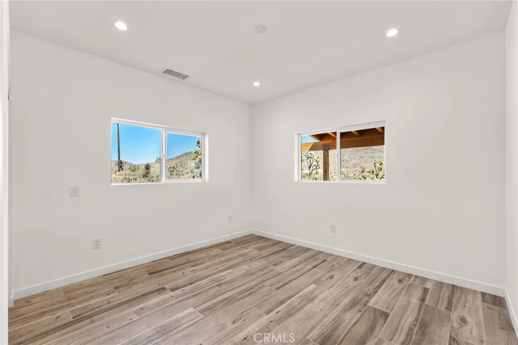 56215 Paseo Los Ninos, Yucca Valley, California 92284 home-pic-21
