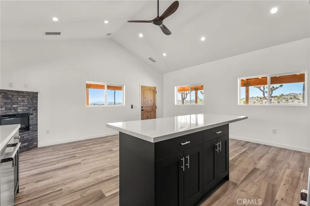 56215 Paseo Los Ninos, Yucca Valley, California 92284 home-pic-14