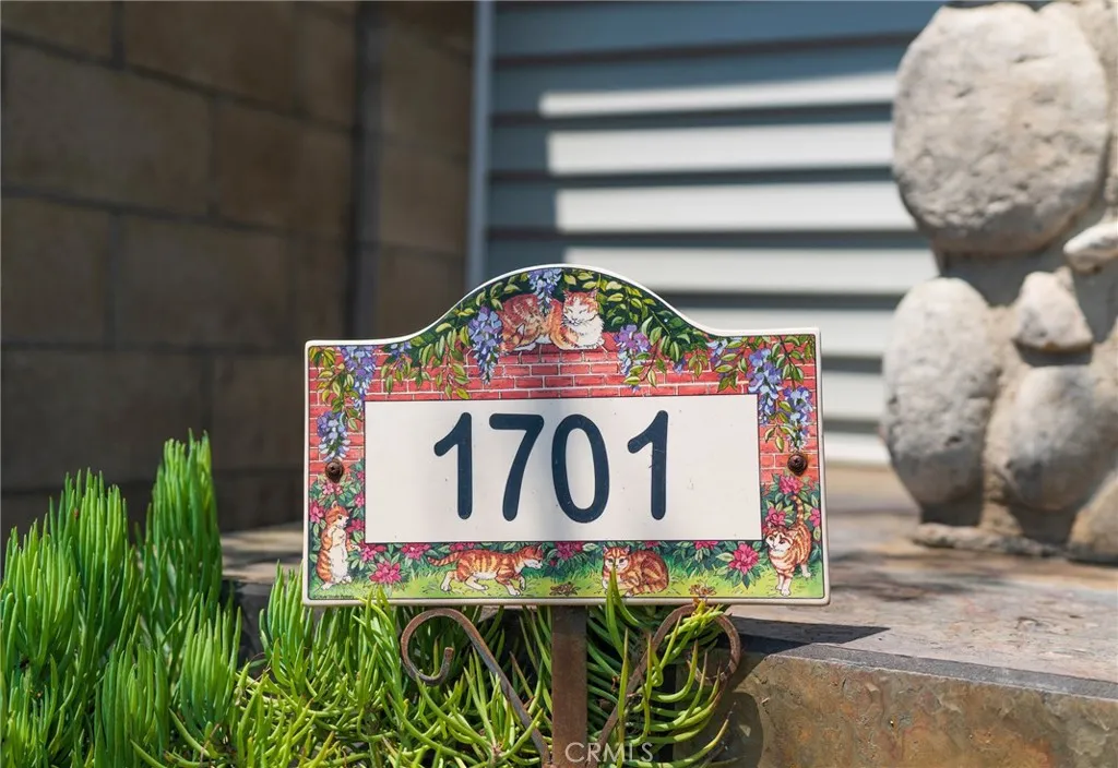 1701 Lake Street, Huntington Beach, California 92648 home-pic-37