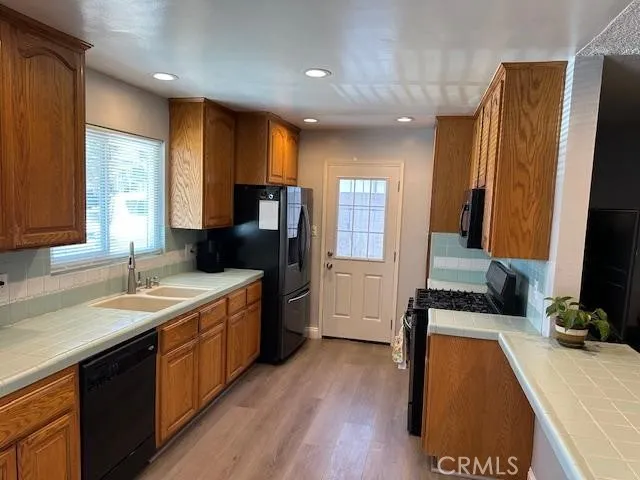 Kitchen with back door to backyard