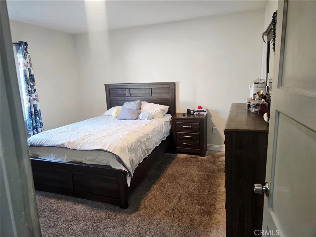 814 S Poinsettia Avenue, Compton, California 90221 home-pic-7