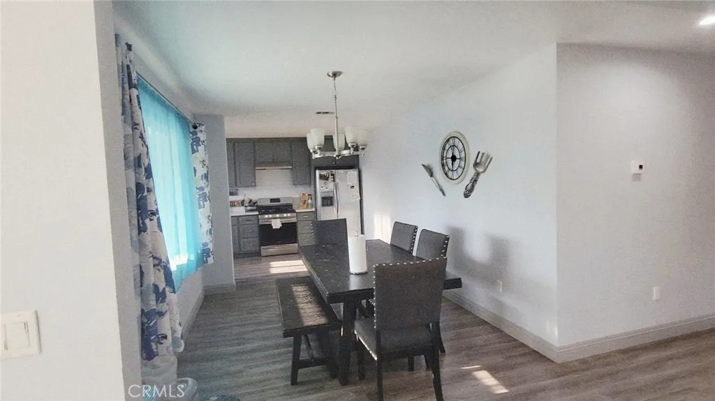 814 S Poinsettia Avenue, Compton, California 90221 home-pic-2