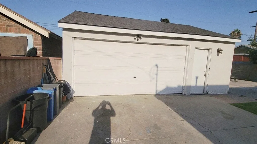 814 S Poinsettia Avenue, Compton, California 90221 home-pic-10