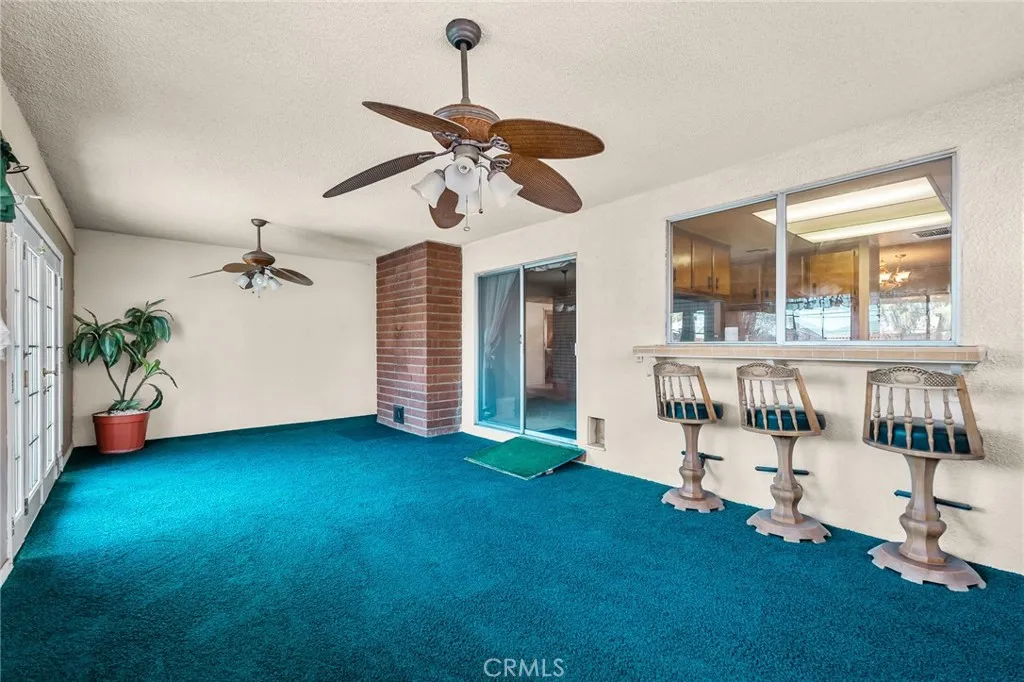 7515 Pinon Drive, Yucca Valley, California 92284 home-pic-13