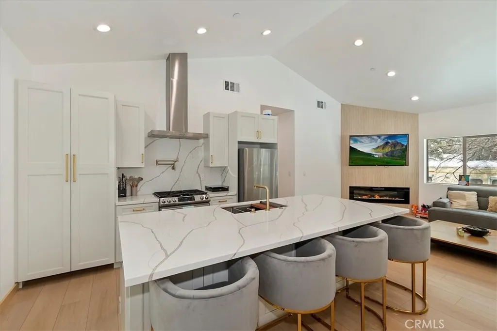 374 Los Angeles Avenue, Sugarloaf, California 92386 home-pic-10