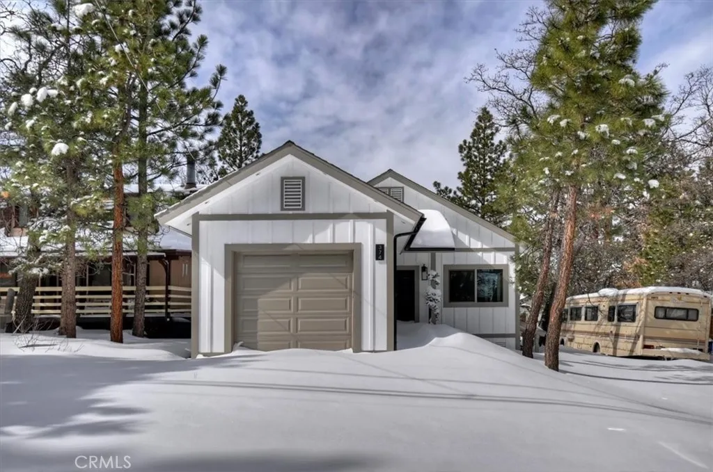 374 Los Angeles Avenue, Sugarloaf, California 92386 home-pic-3