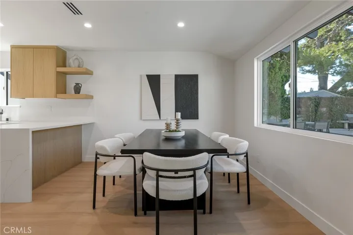 16955 Tupper Street, Northridge, California 91343