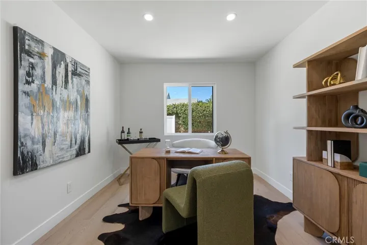 16955 Tupper Street, Northridge, California 91343