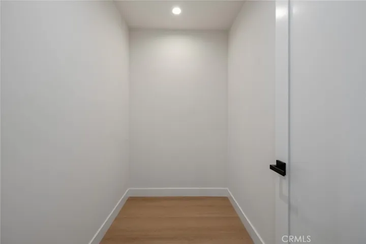 16955 Tupper Street, Northridge, California 91343