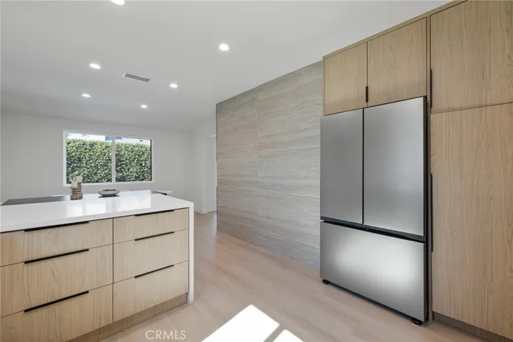 16955 Tupper Street, Northridge, California 91343