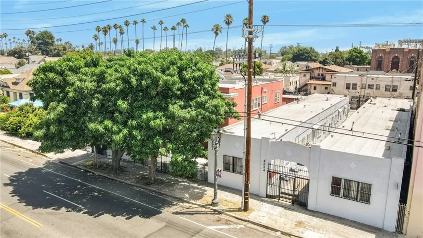 4334 S Main Street, Los Angeles, California 90037