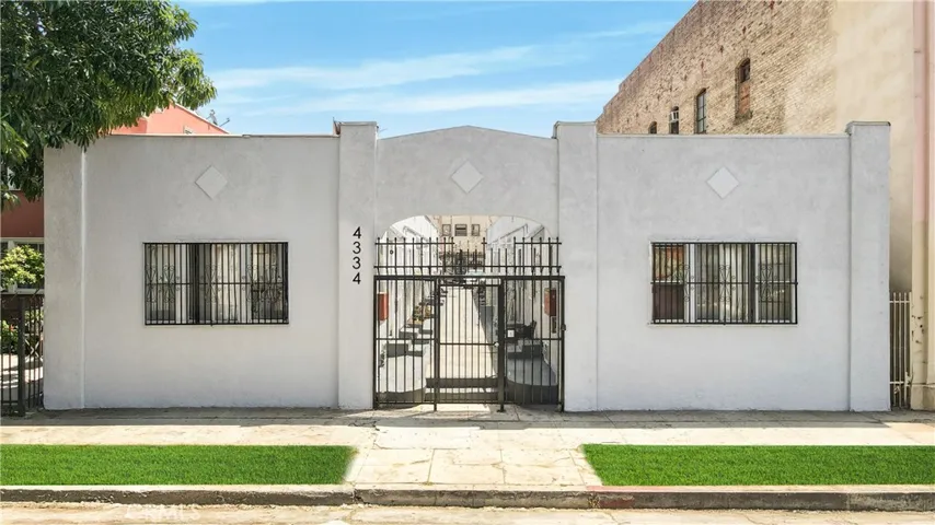 4334 S Main Street, Los Angeles, California 90037