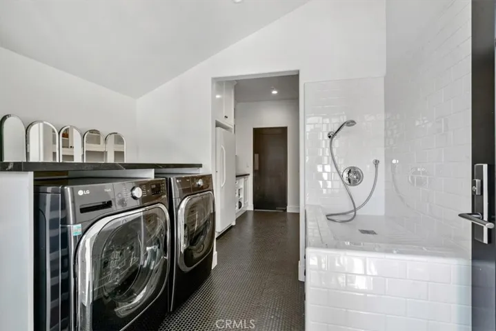 150 Los Robles Court, San Luis Obispo, California 93405