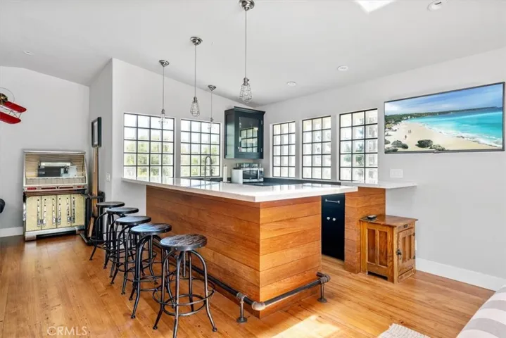 150 Los Robles Court, San Luis Obispo, California 93405