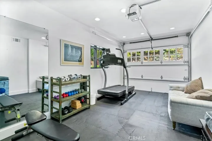 150 Los Robles Court, San Luis Obispo, California 93405