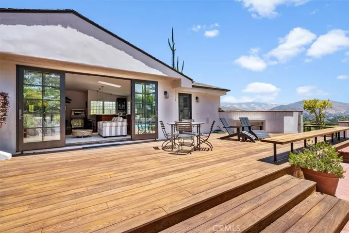150 Los Robles Court, San Luis Obispo, California 93405