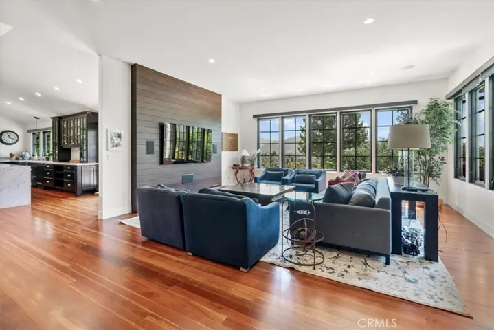 150 Los Robles Court, San Luis Obispo, California 93405