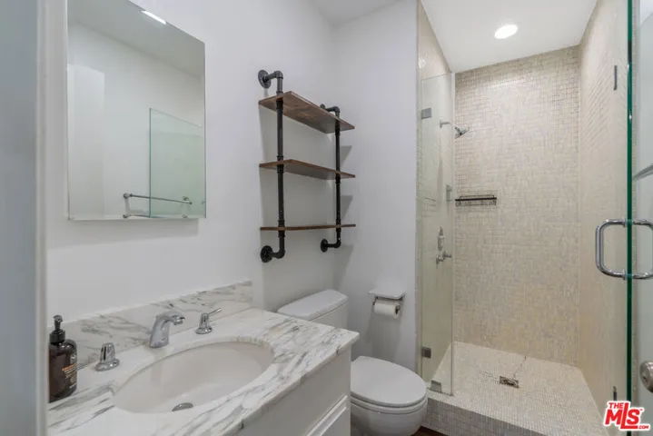 En Suite Bath