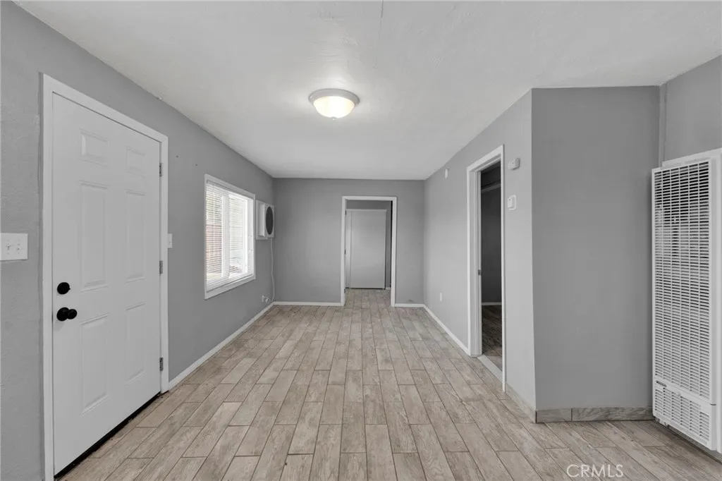 33454 Hampton Way, Daggett, California 92327 home-pic-6