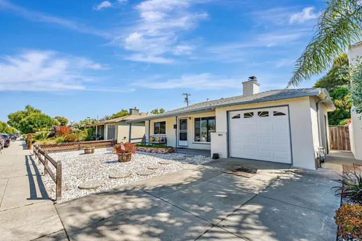 3993 Pasadena Drive, San Mateo, California 94403