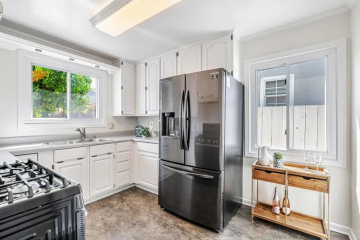 3993 Pasadena Drive, San Mateo, California 94403