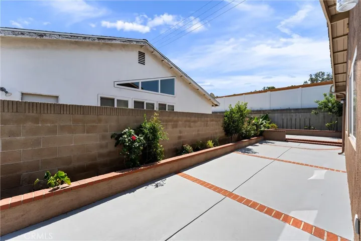 Side yard