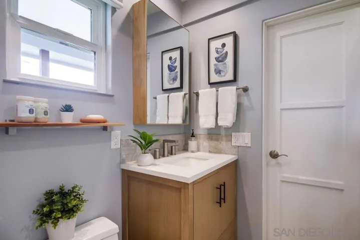 1256 Plum Street, San Diego, California 92106