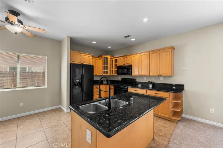 3471 Roxbury Street, Rosamond, California 93560