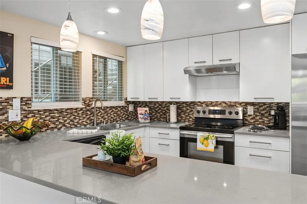 665 Via Los Altos A, Laguna Woods, California 92637 home-pic-8