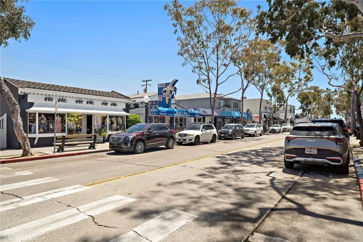 308 Coral Avenue, Newport Beach, California 92662