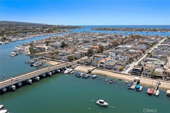 308 Coral Avenue, Newport Beach, California 92662