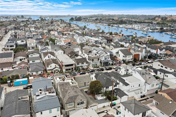 308 Coral Avenue, Newport Beach, California 92662