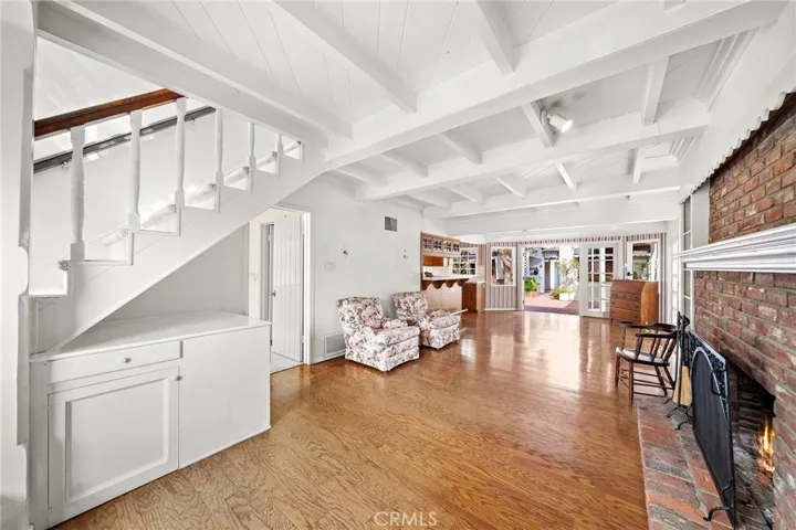 308 Coral Avenue, Newport Beach, California 92662