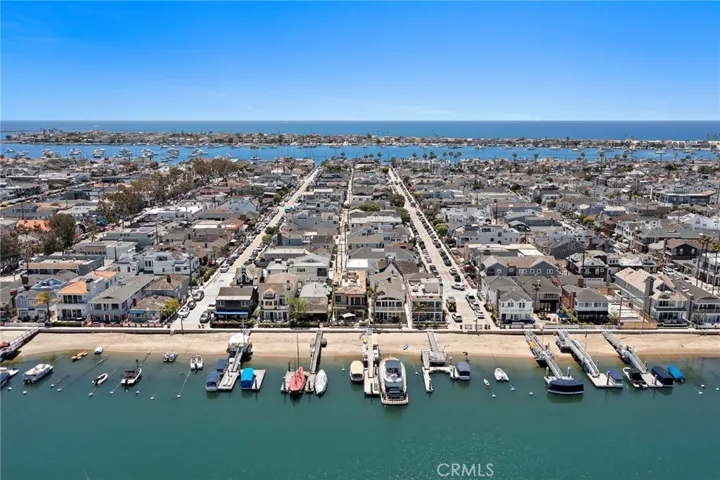 308 Coral Avenue, Newport Beach, California 92662