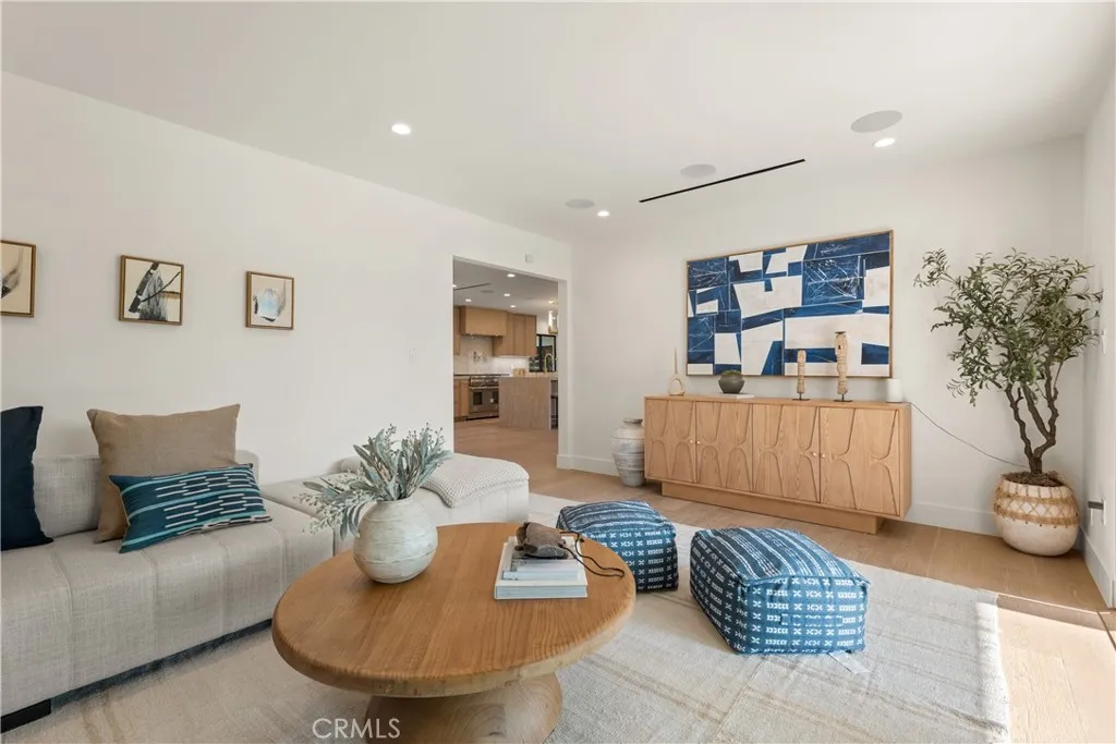 4041 Sapphire Drive, Encino, California 91436 home-pic-14